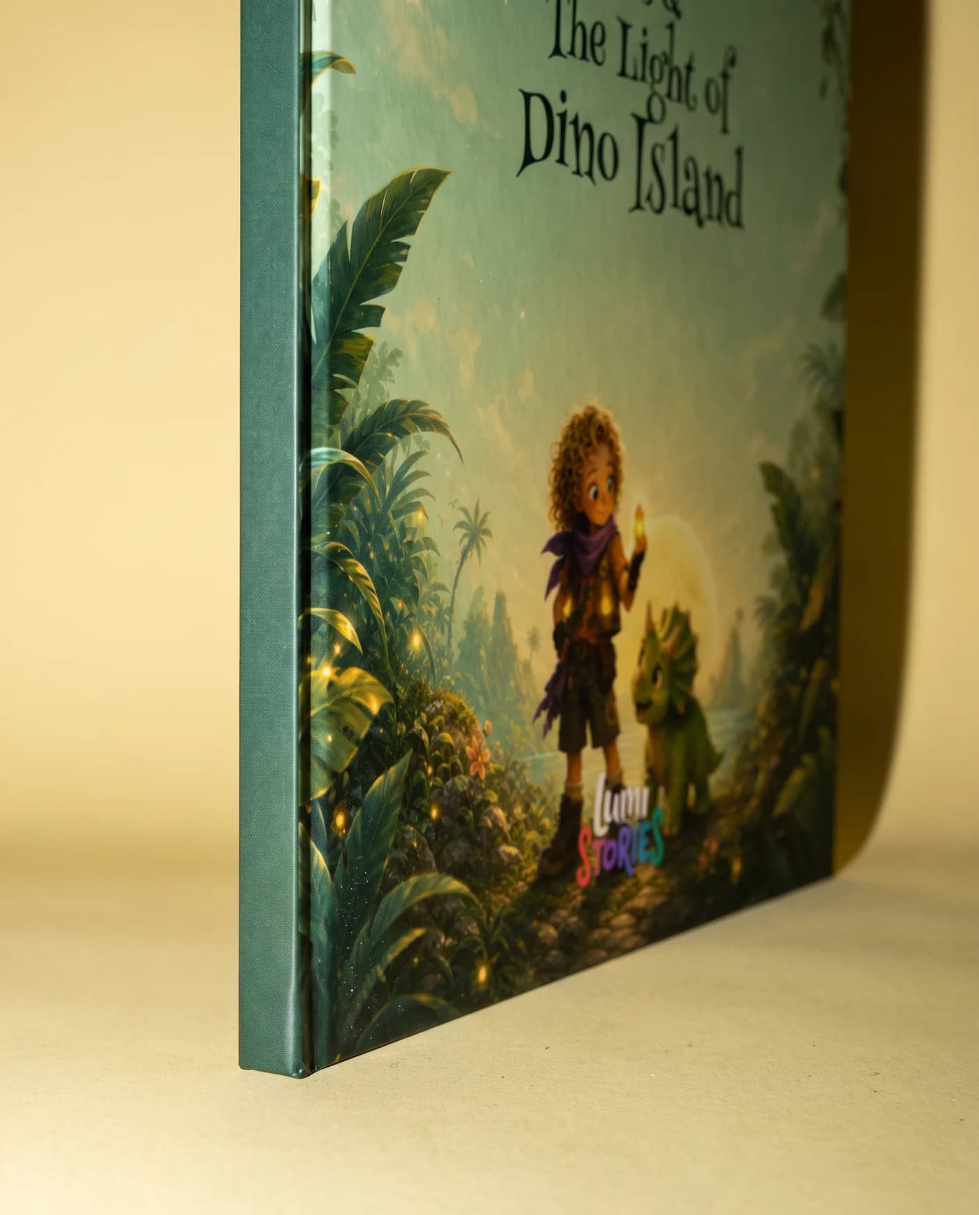 Close-up of the hardcover: the spine hinge, the board edge and the matte cover art